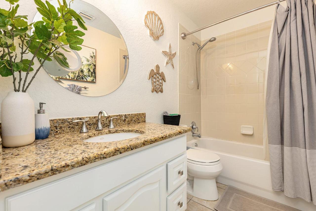 Heat Of Siesta Village Walk To Beach W Heated Pool Siesta Key Exteriör bild