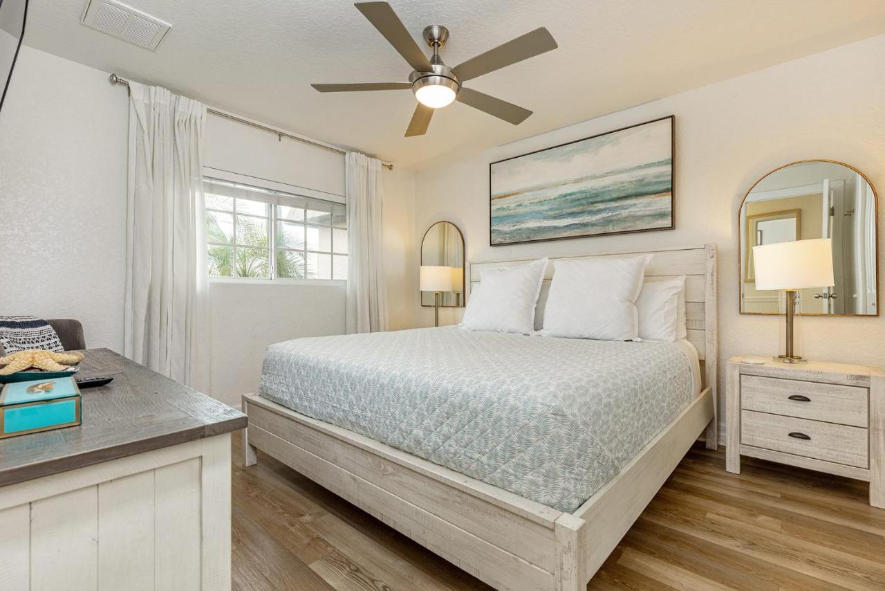Heat Of Siesta Village Walk To Beach W Heated Pool Siesta Key Exteriör bild